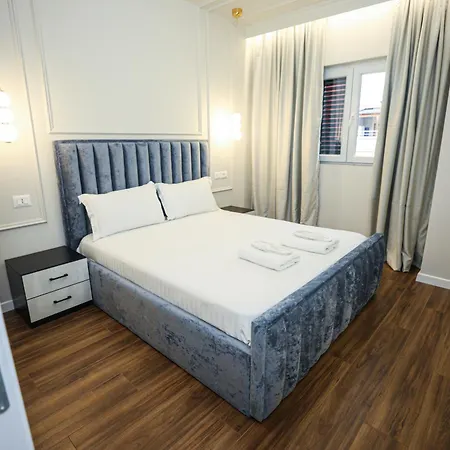 Miku Apartment-cozy 1bd At Komuna E Parisit Διαμέρισμα *